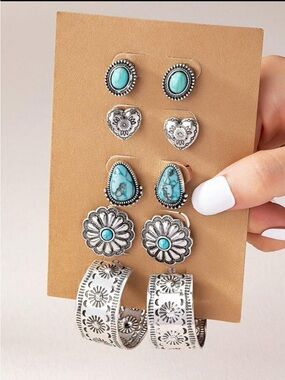 🌿5/$25 Boho Earring Set